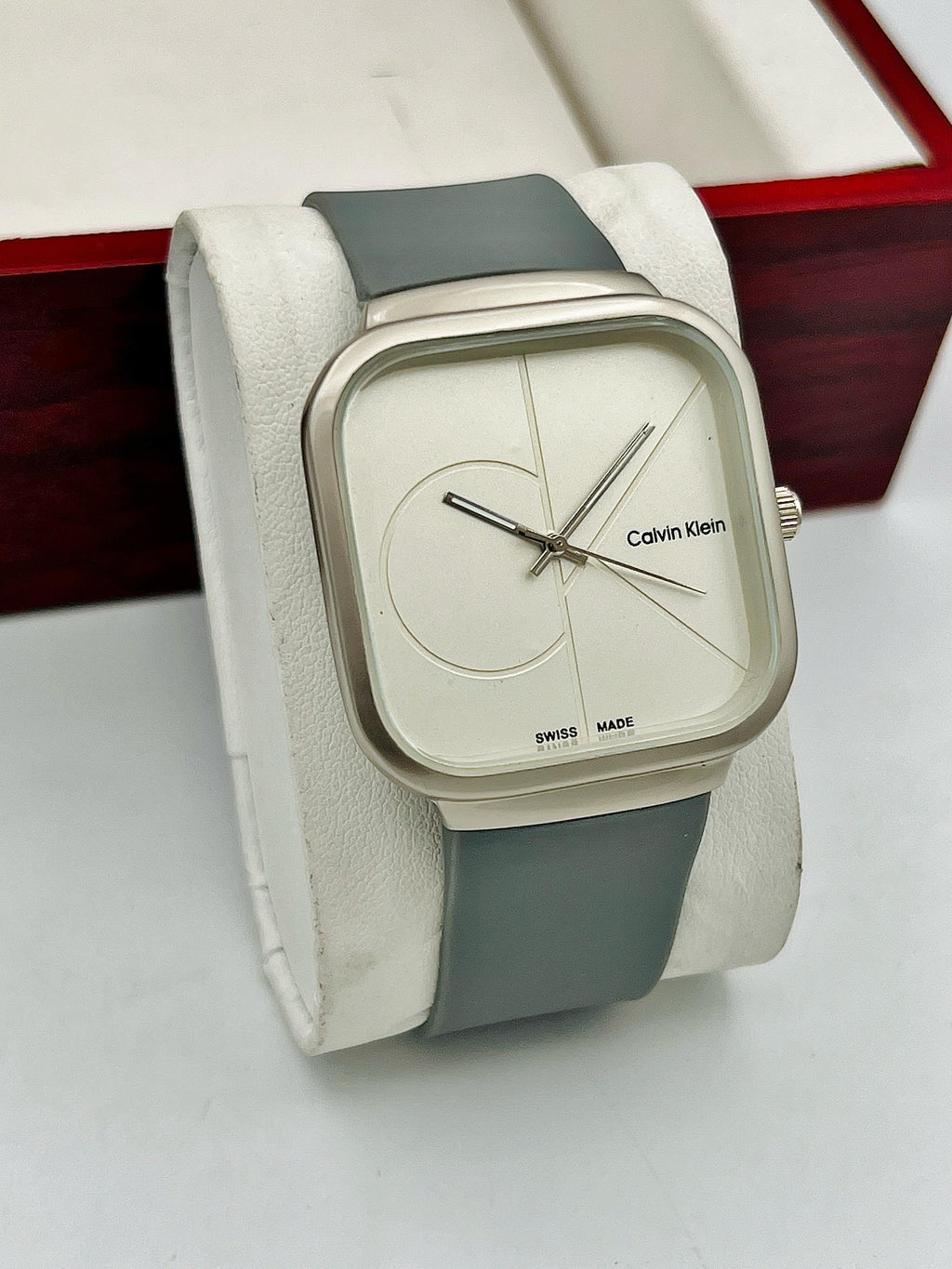 St-007✅"Modern Square Dial Watch for Men – Premium Brown Rubber Strap & Sleek Steel Design"  AT Stillver.com"