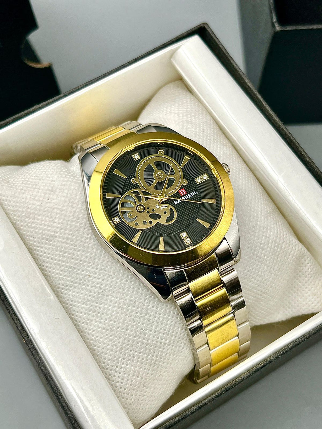 St-005✅"Luxury, strength, and precision – Beisheing Steel Chain Watch. Buy 1 Get 1 Free (Pack of 2)! Shop now at Stillver.com."