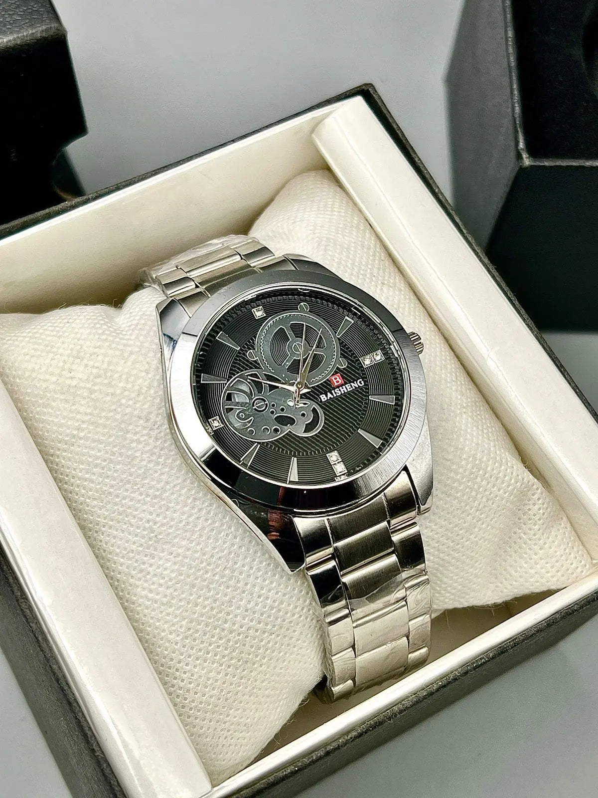 St005✅ Luxury Beisheing Steel Chain Watch Buy 1 Get 1 Free