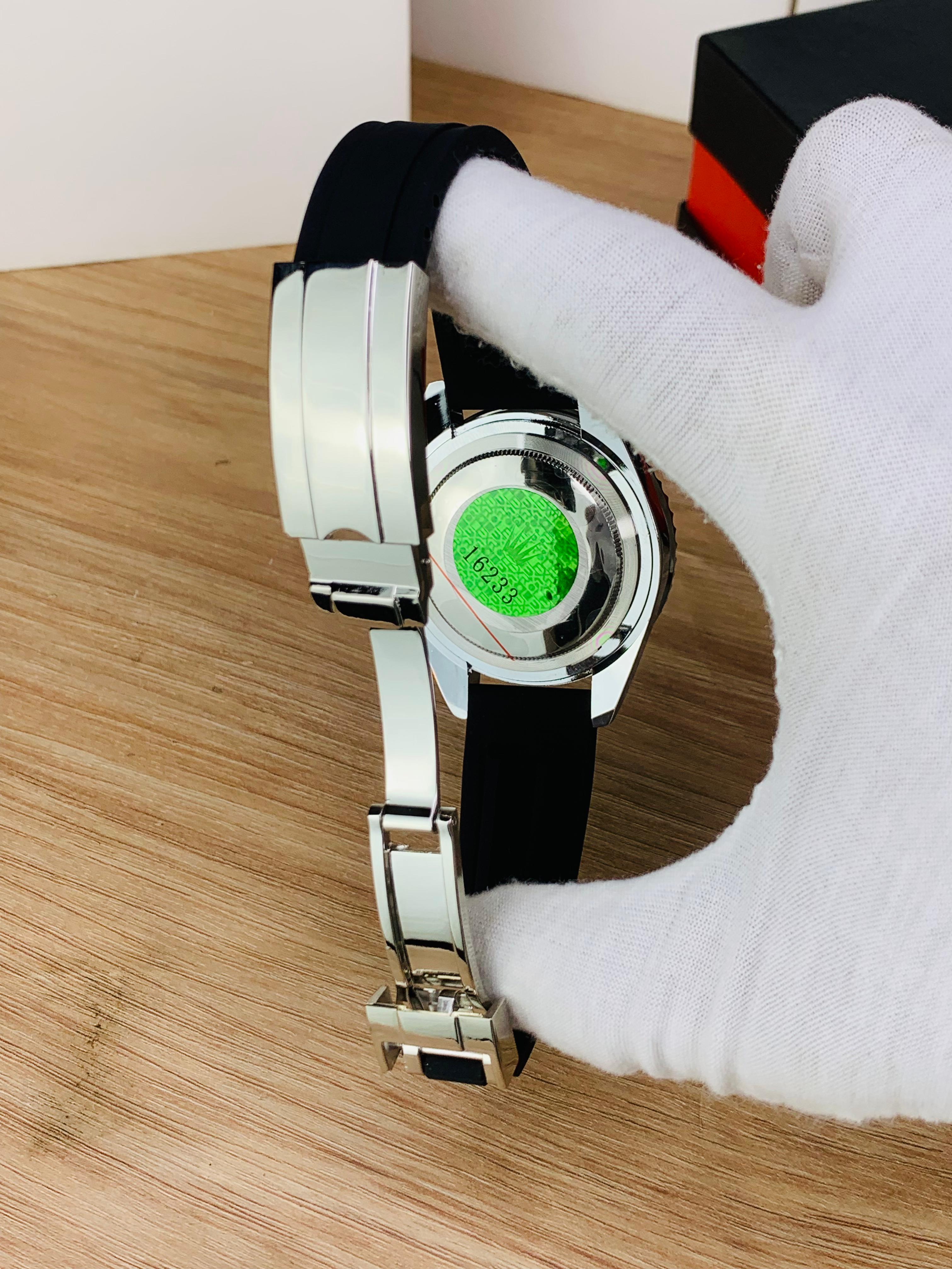 ST014 Yacht-Master Men’s Watch | Premium Black Dial with Rubber Strap | Waterproof & Stylish Design